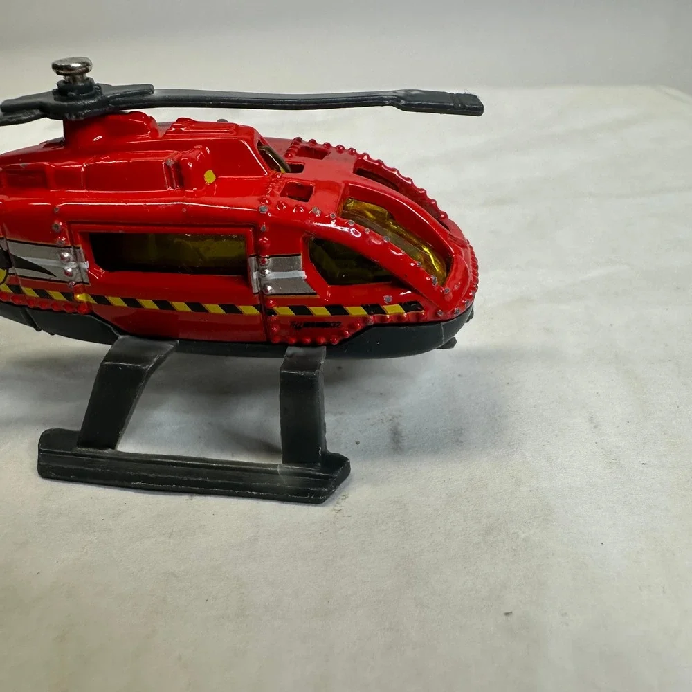 Matchbox‎ Red Rescue Helicopter Jurassic Park World Pterodactyl